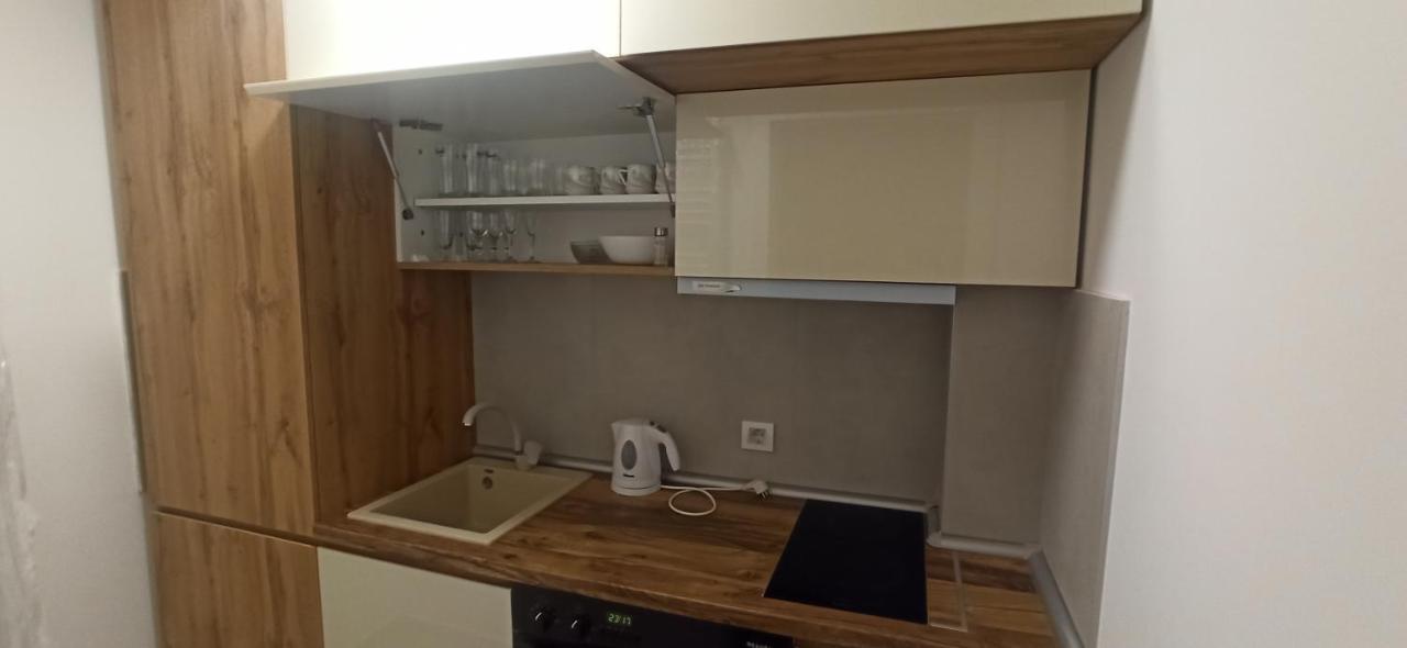 Lux Apartment 12 Center, Free Parking Ni Екстериор снимка